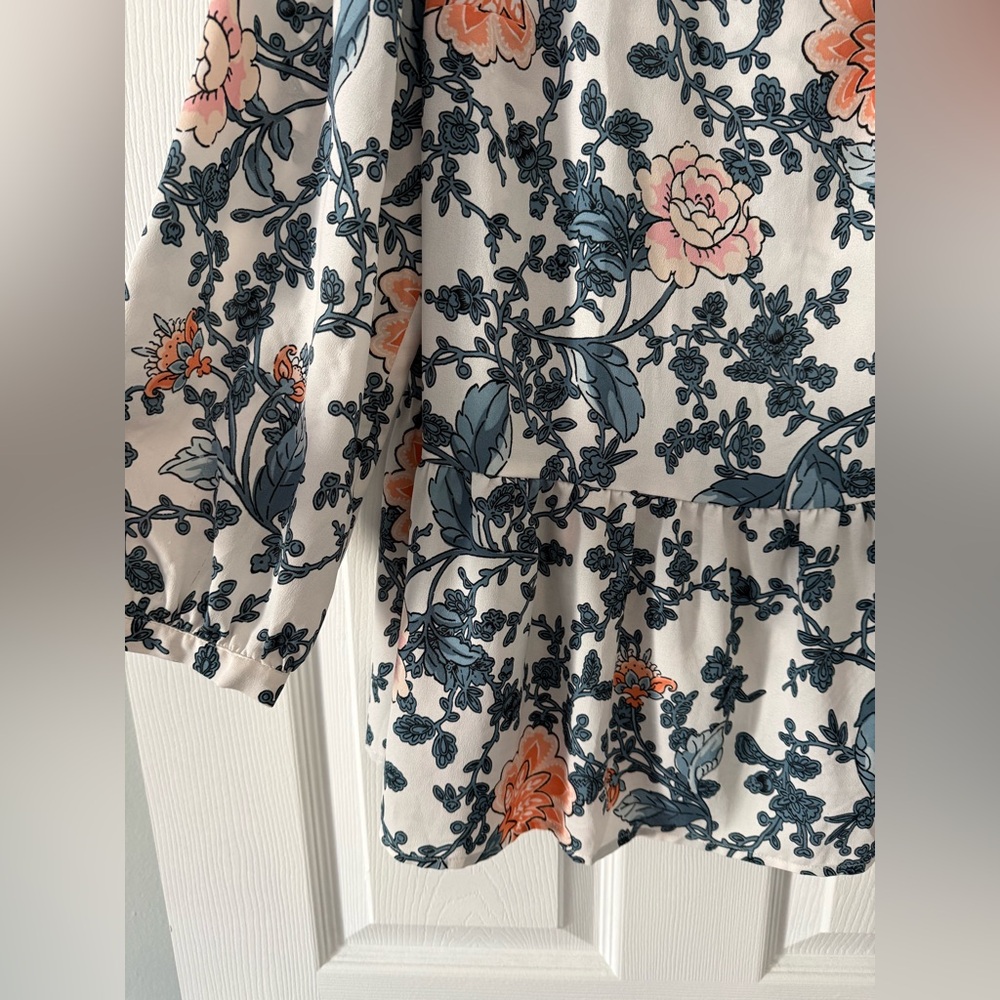 LOFT Size 18 Floral Long Sleeved Blouse 🌀 - Picture 2 of 10